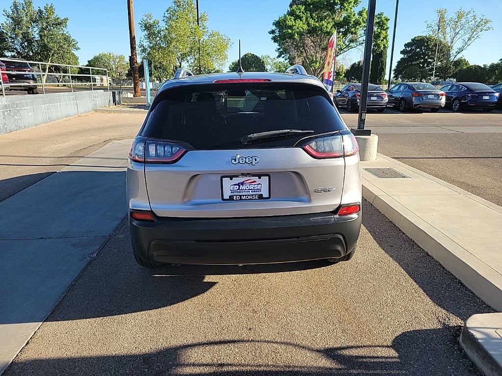 Used 2020 Jeep Cherokee Latitude FWD image 6