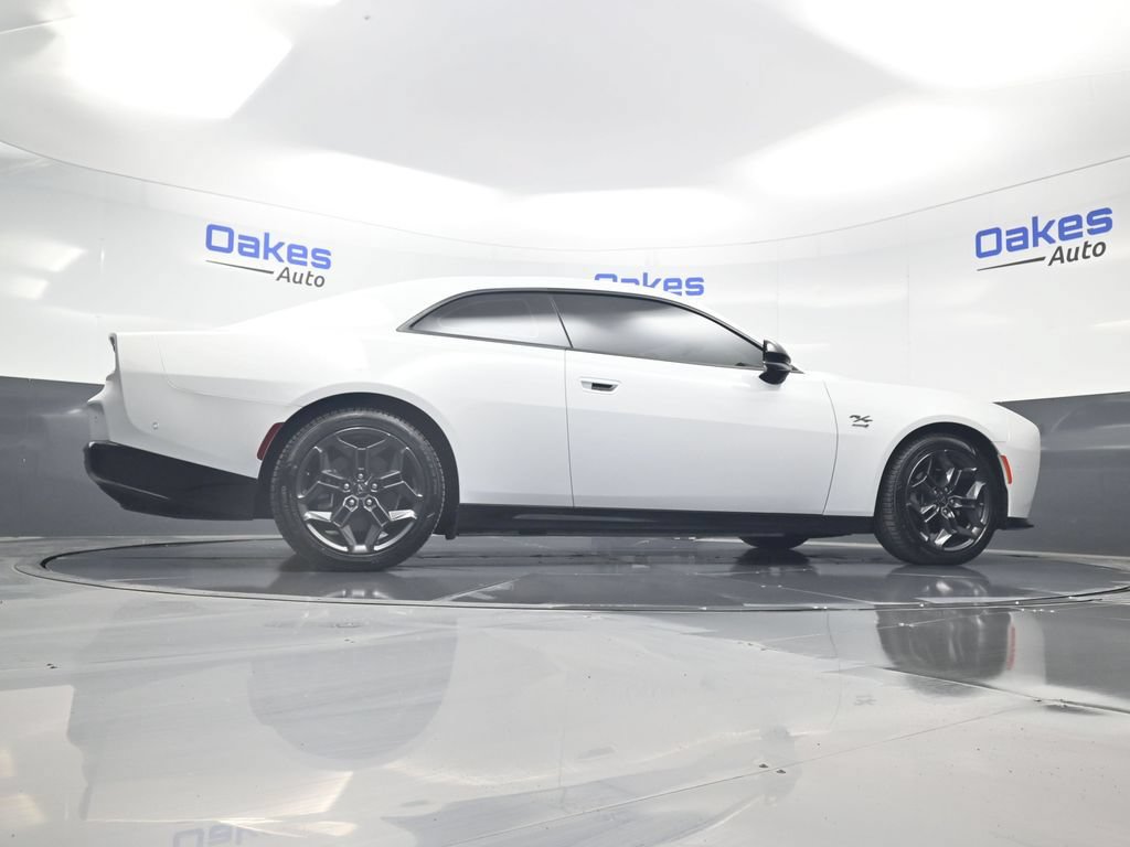 Used 2025 Dodge Charger Daytona R/T w/ Quick Order Package 25M R/T AWD/4WD image 38