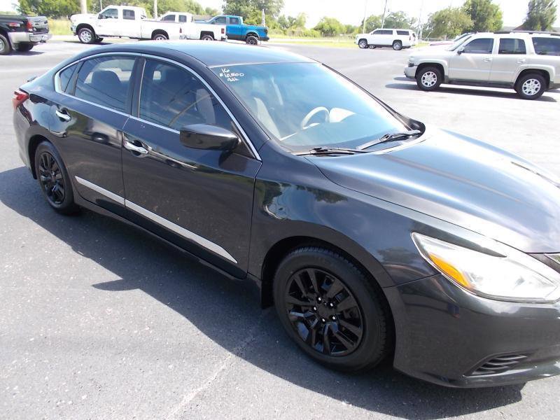 Used 2016 Nissan Altima 2.5 S w/ Power Driver Seat Package FWD image 11