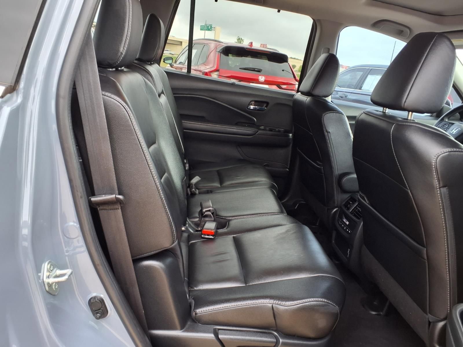 Used 2022 Honda Pilot Special Edition image 15