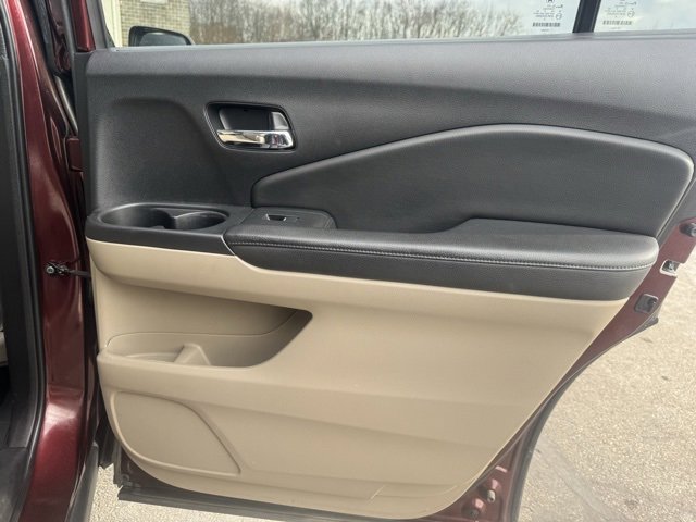 Used 2019 Honda Pilot LX image 26