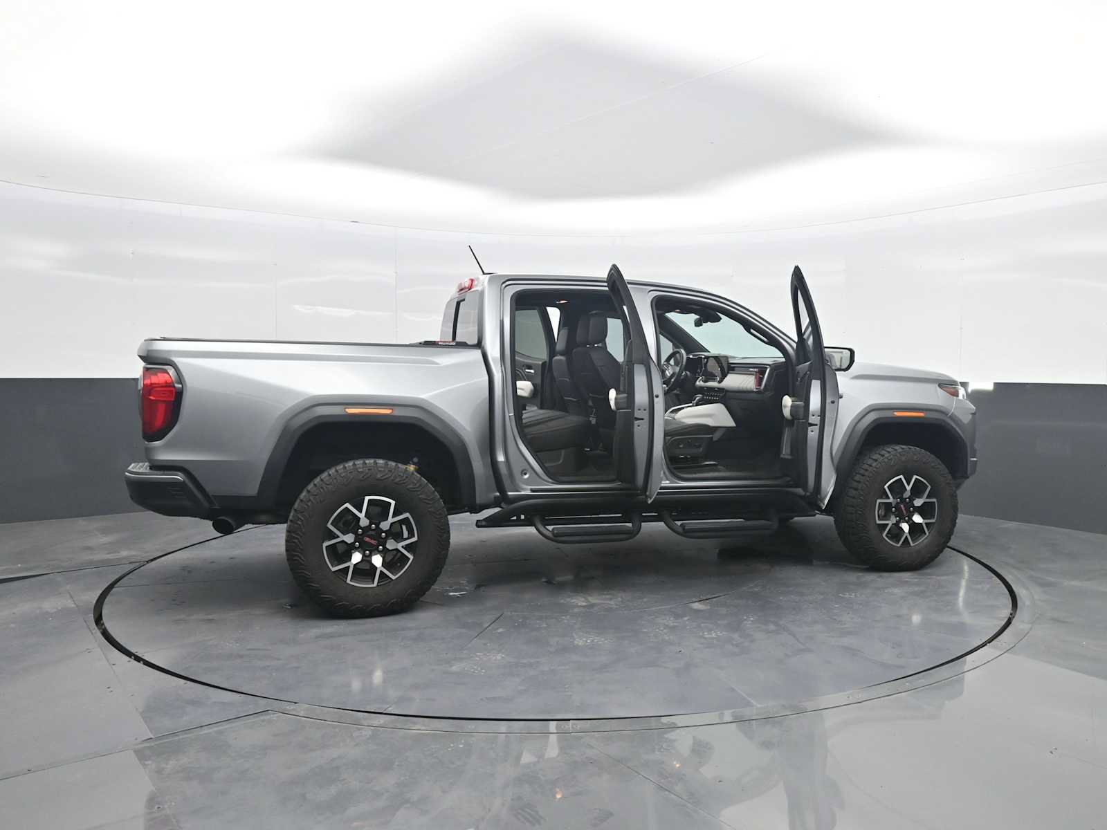 Used 2023 GMC Canyon AT4X AWD/4WD image 57
