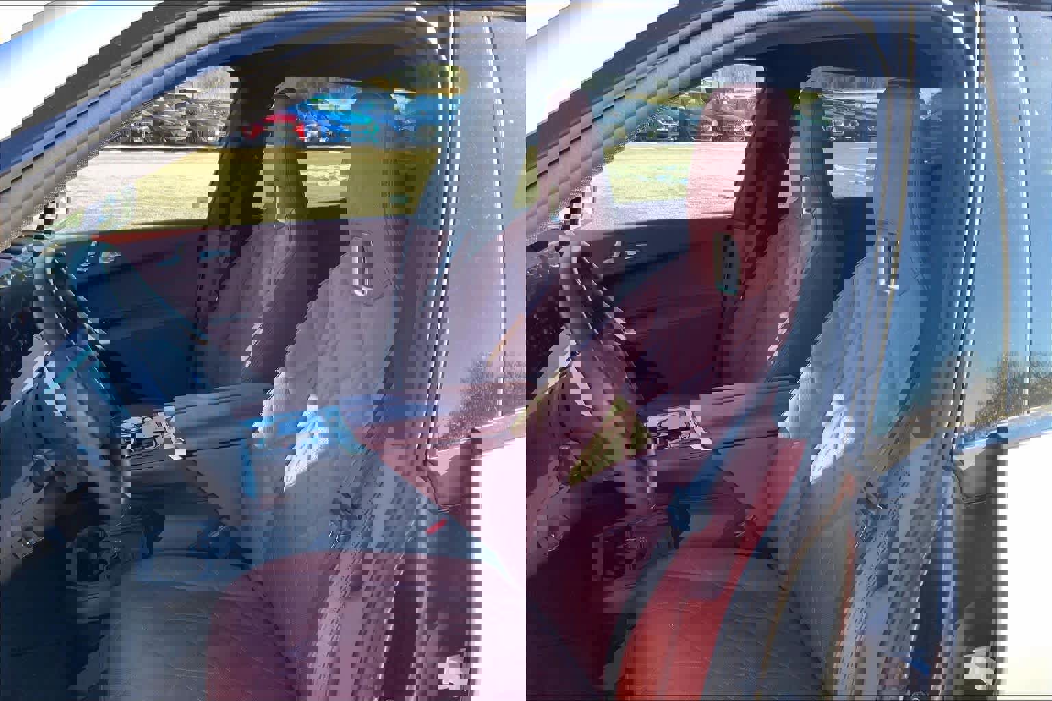 New 2025 BMW iX xDrive50 w/ Premium Package image 9