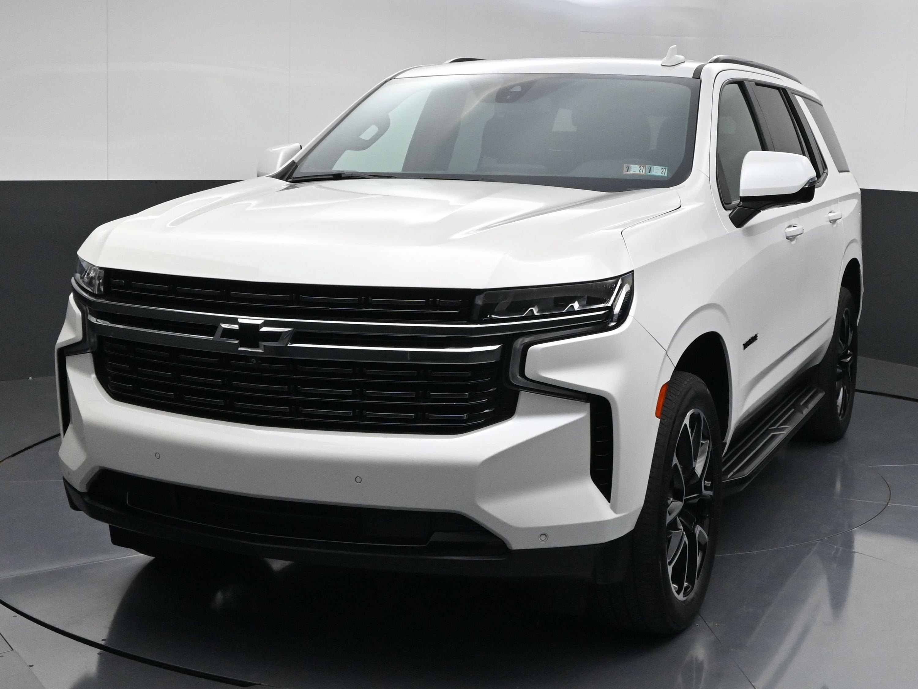 Certified 2022 Chevrolet Tahoe RST w/ Luxury Package AWD/4WD image 4