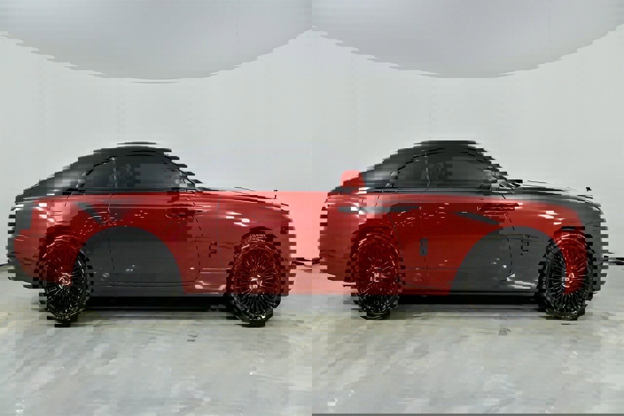 Used 2014 Rolls-Royce Wraith image 14