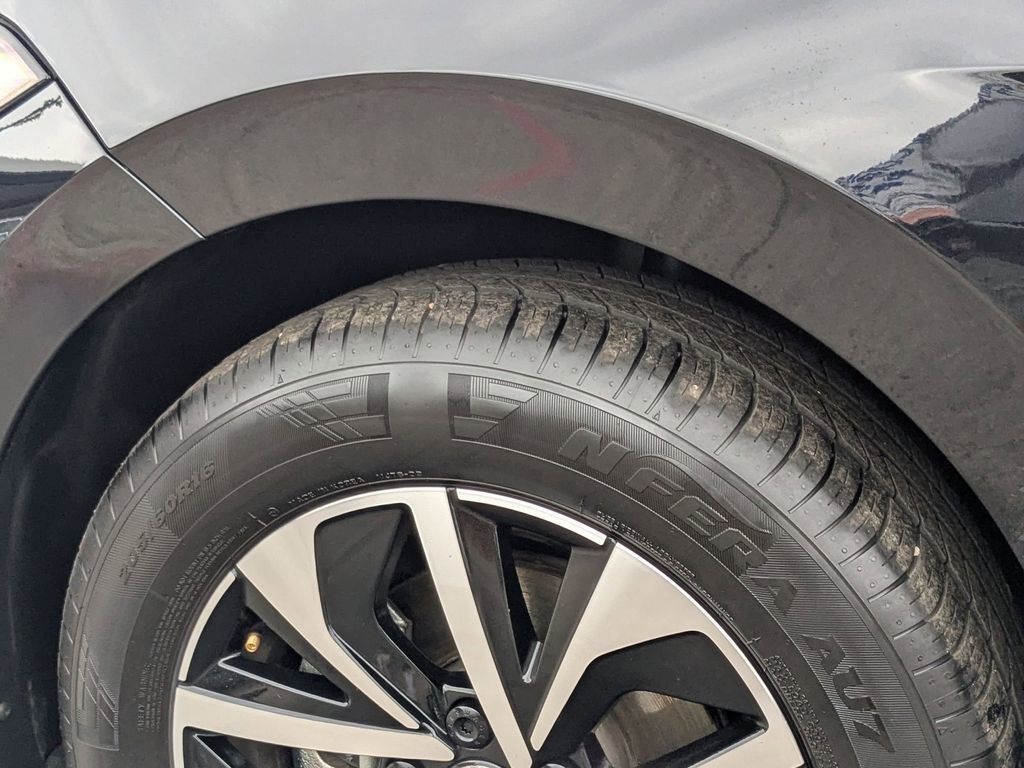 Used 2025 Volkswagen Jetta S image 27