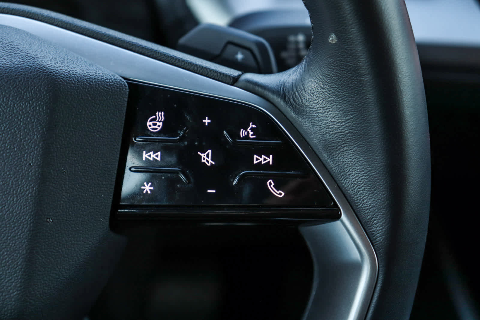 Used 2023 Audi Q4 e-tron Prestige image 20