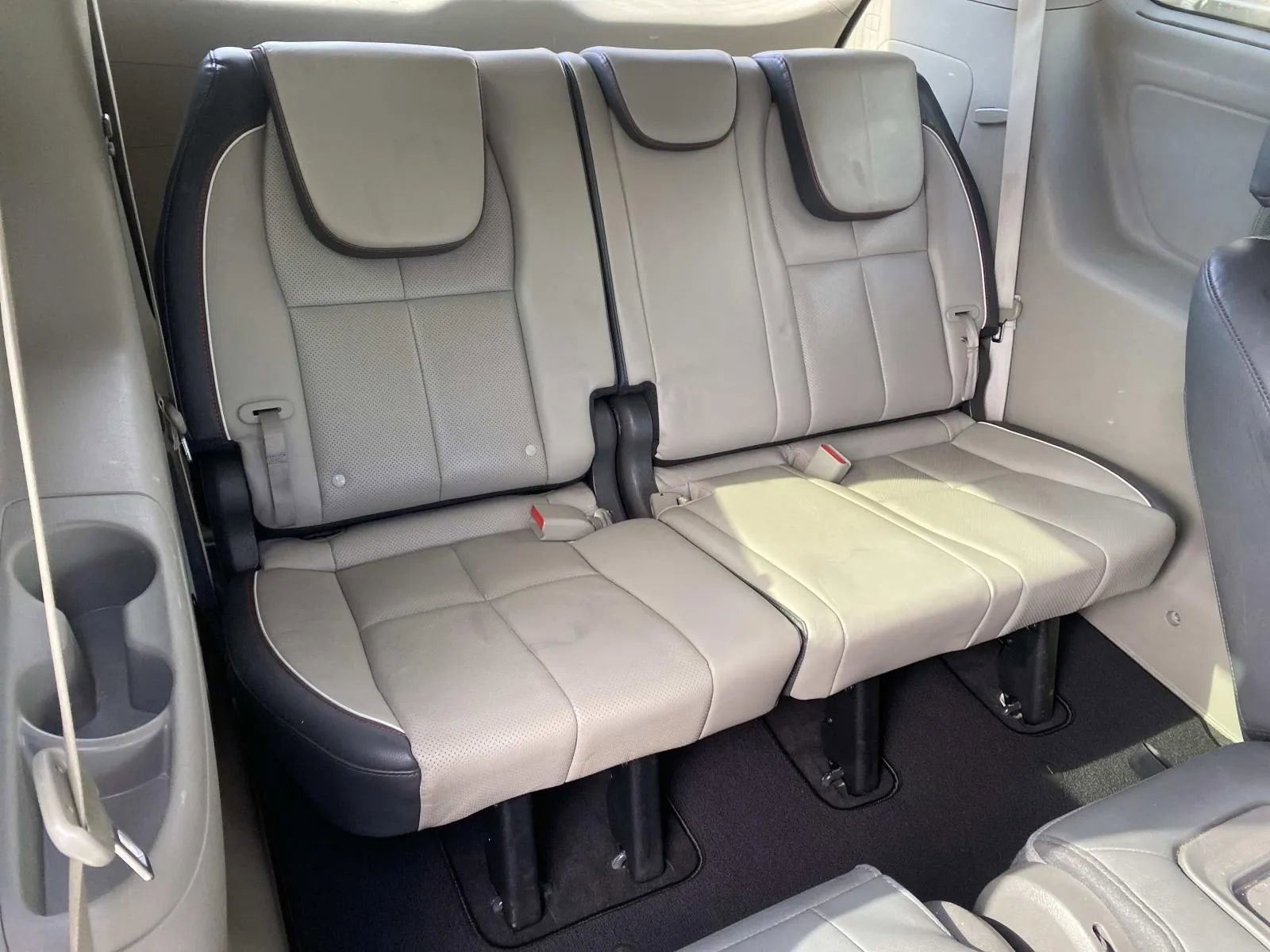 Used 2018 Kia Sedona EX image 12