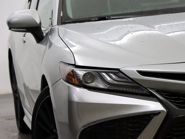 Used 2023 Toyota Camry XSE image 4