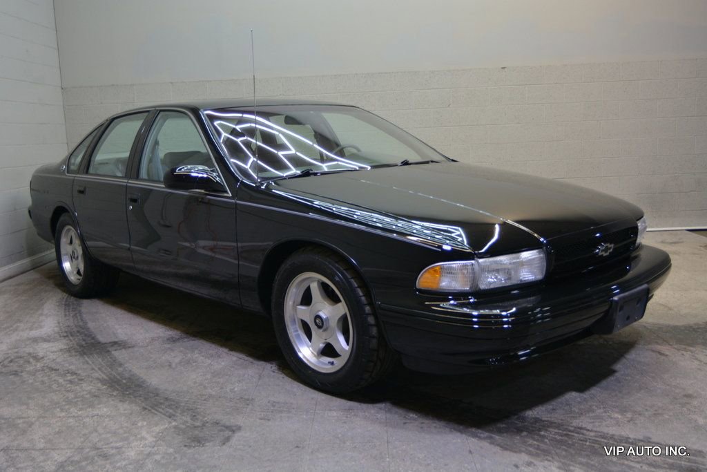 Used 1995 Chevrolet Impala Sedan image 1