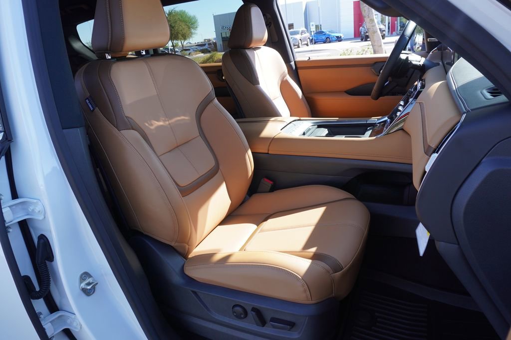 New 2026 Nissan Armada SL image 13