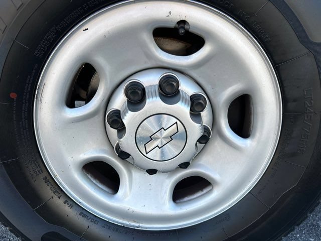 Used 2020 Chevrolet Express 2500 w/ Driver Convenience Package RWD image 8