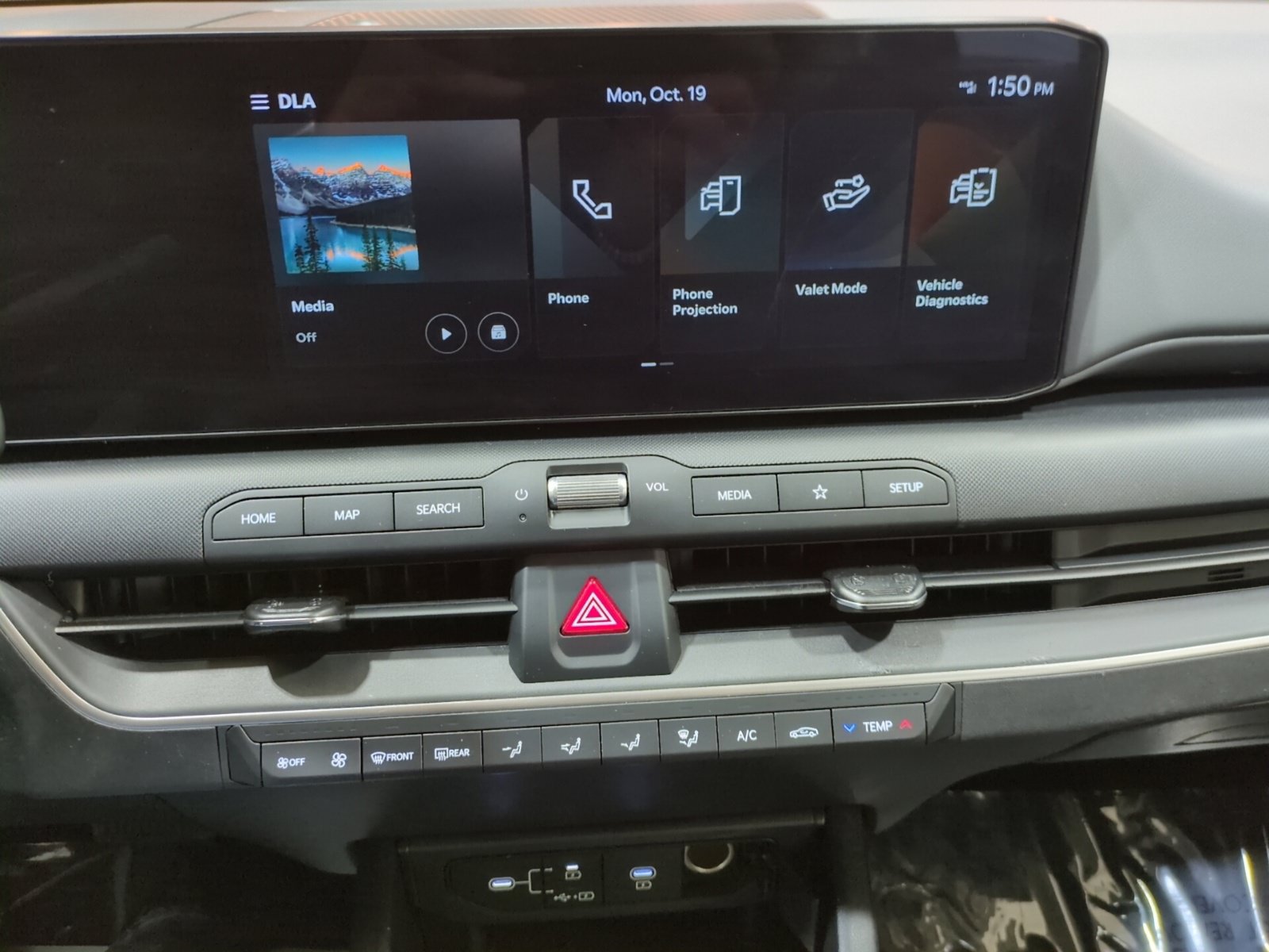 Certified 2025 Kia K4 FWD image 22
