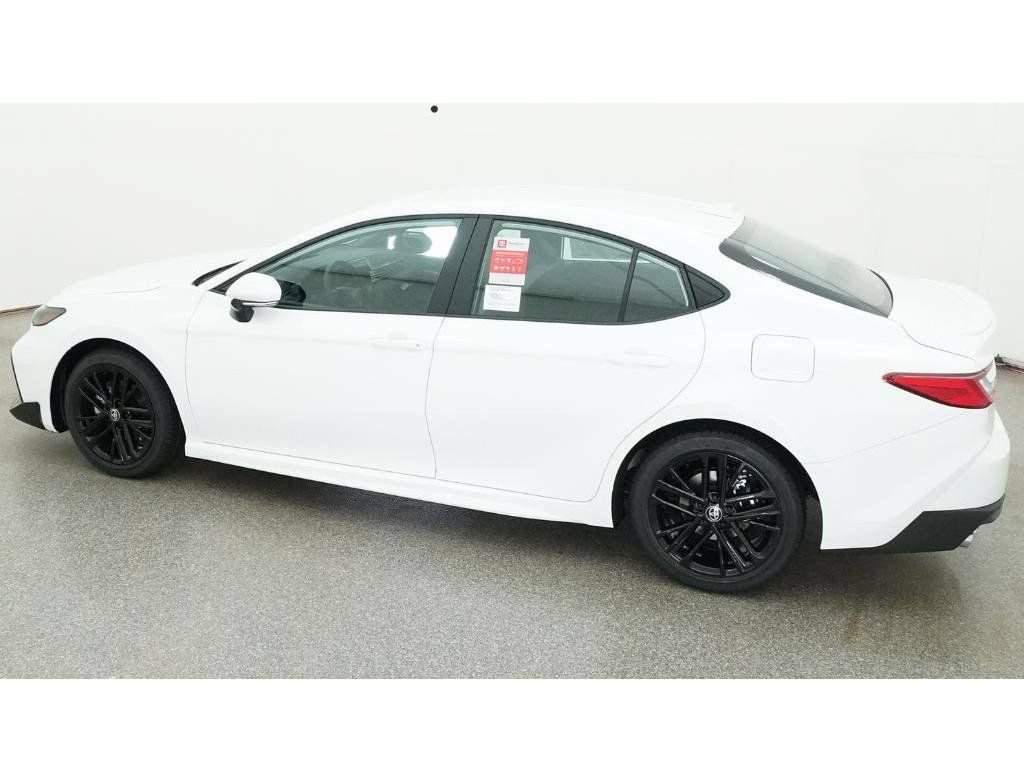 New 2026 Toyota Camry SE FWD image 5