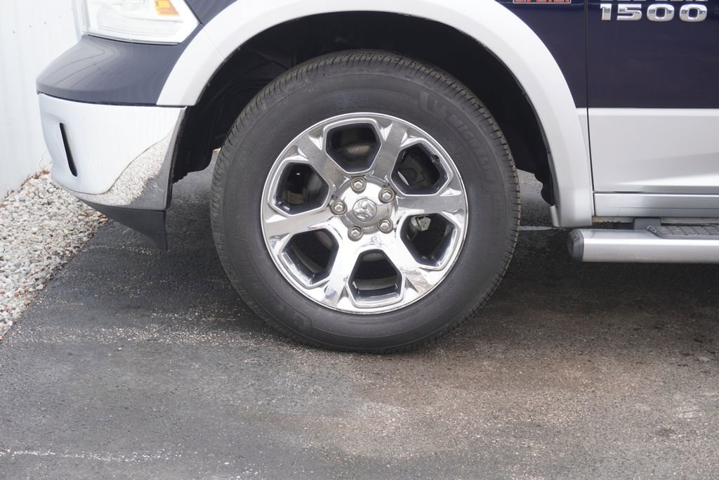 Used 2014 RAM 1500 Laramie w/ Convenience Group image 6