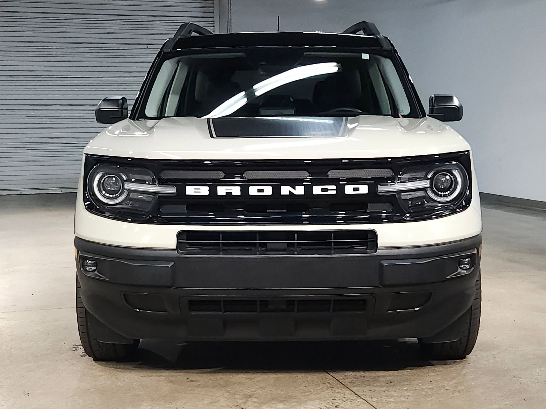 Used 2024 Ford Bronco Sport Outer Banks image 2