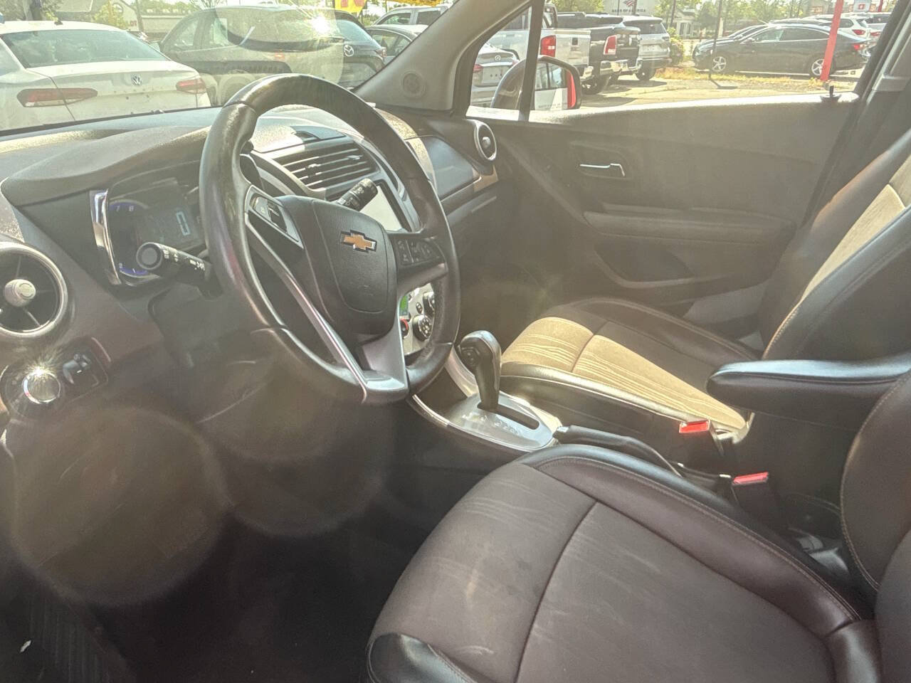 Used 2016 Chevrolet Trax LT w/ LT Convenience Package AWD/4WD image 42