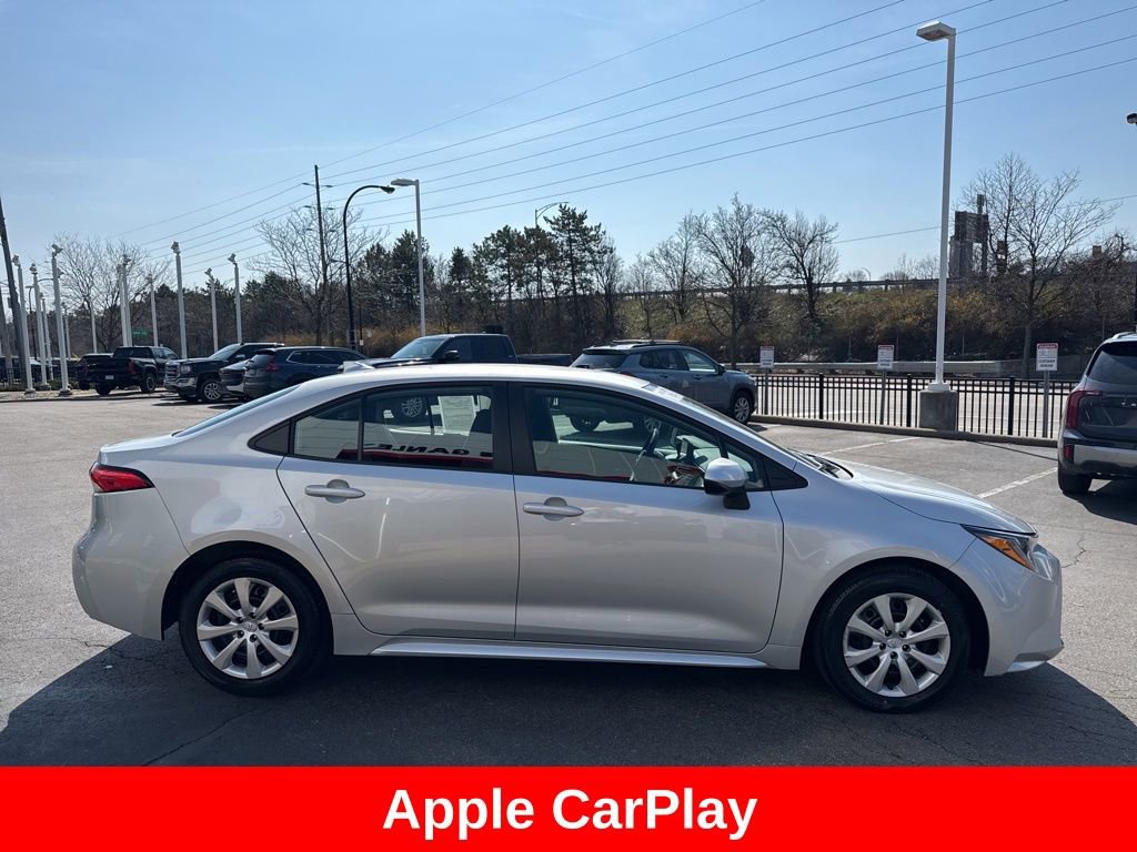 Certified 2025 Toyota Corolla LE image 9