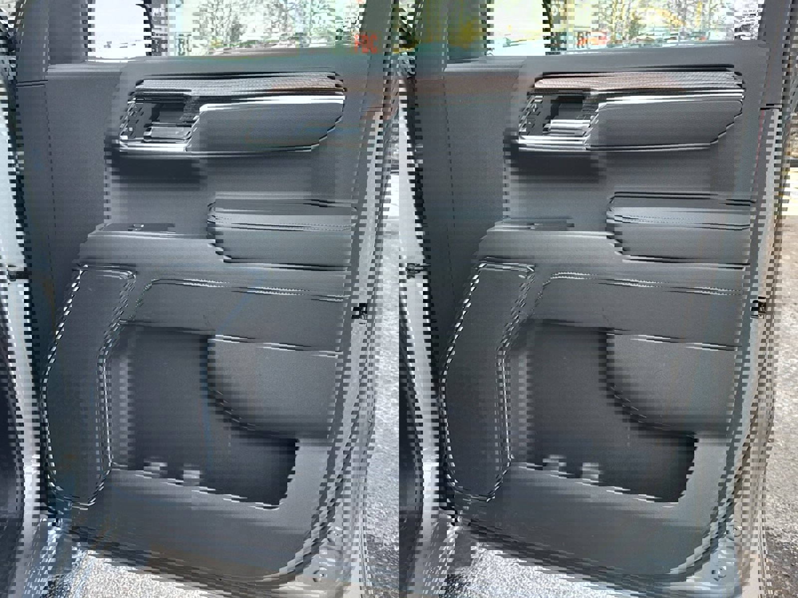 Used 2025 Chevrolet Silverado 1500 LT image 16