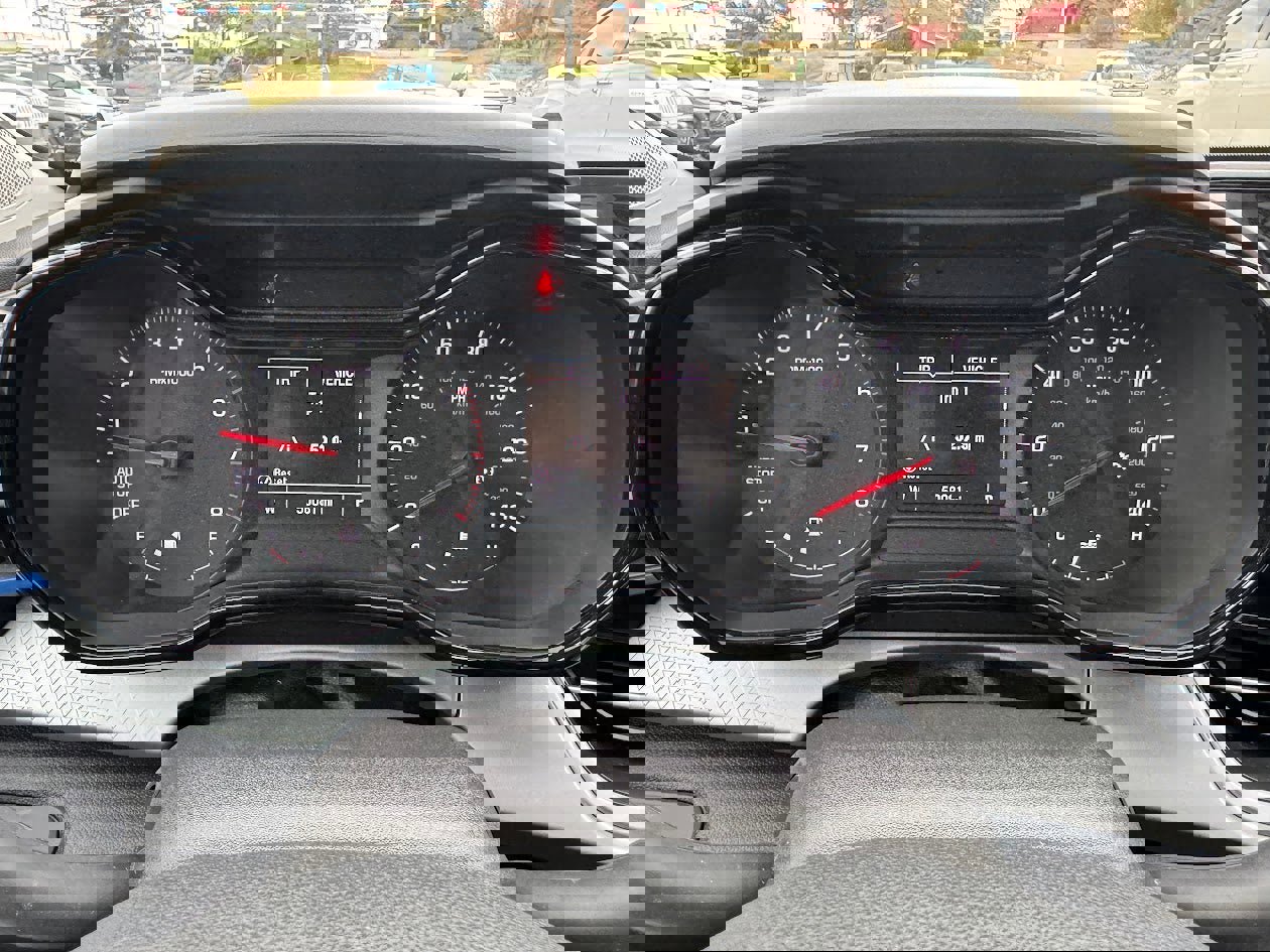 Used 2025 Chevrolet Trax LS w/ LS Convenience Package image 12