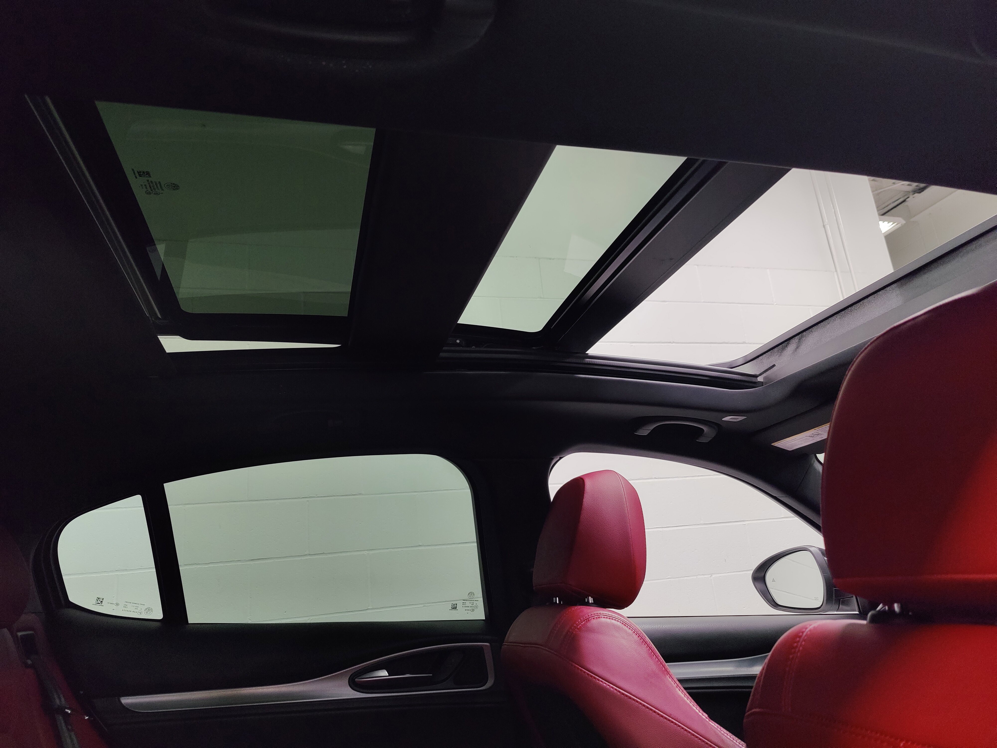 Certified 2024 Alfa Romeo Stelvio Veloce image 8