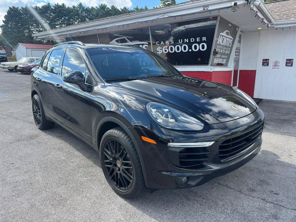 Used 2016 Porsche Cayenne S AWD/4WD image 1