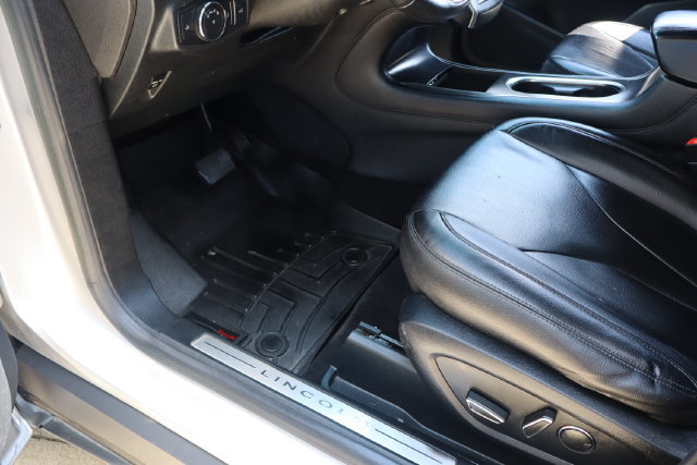Used 2017 Lincoln MKC Premiere AWD/4WD image 15