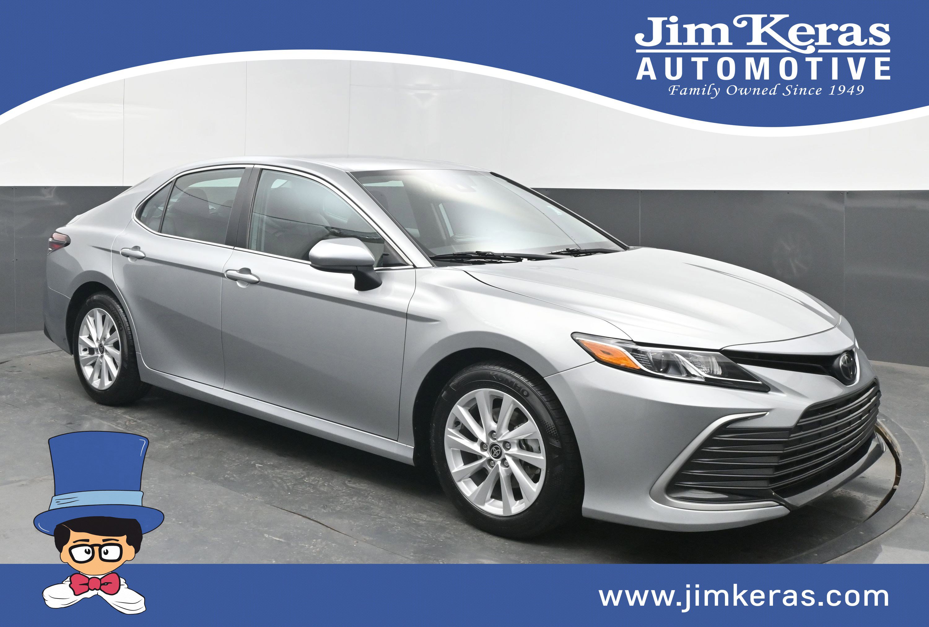 Used 2024 Toyota Camry LE image 1