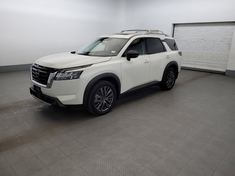 Used 2022 Nissan Pathfinder SL w/ SL Premium Package AWD/4WD image 2
