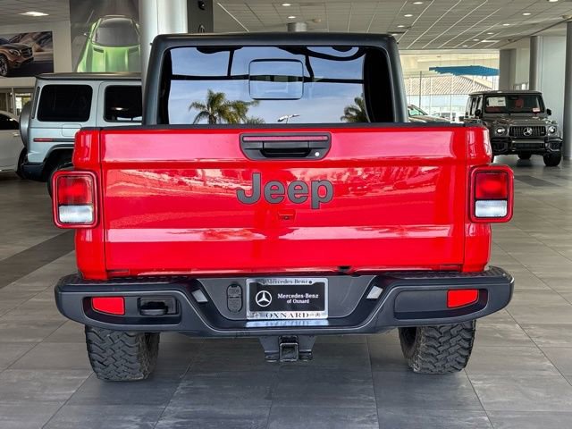 Used 2023 Jeep Gladiator Sport image 5