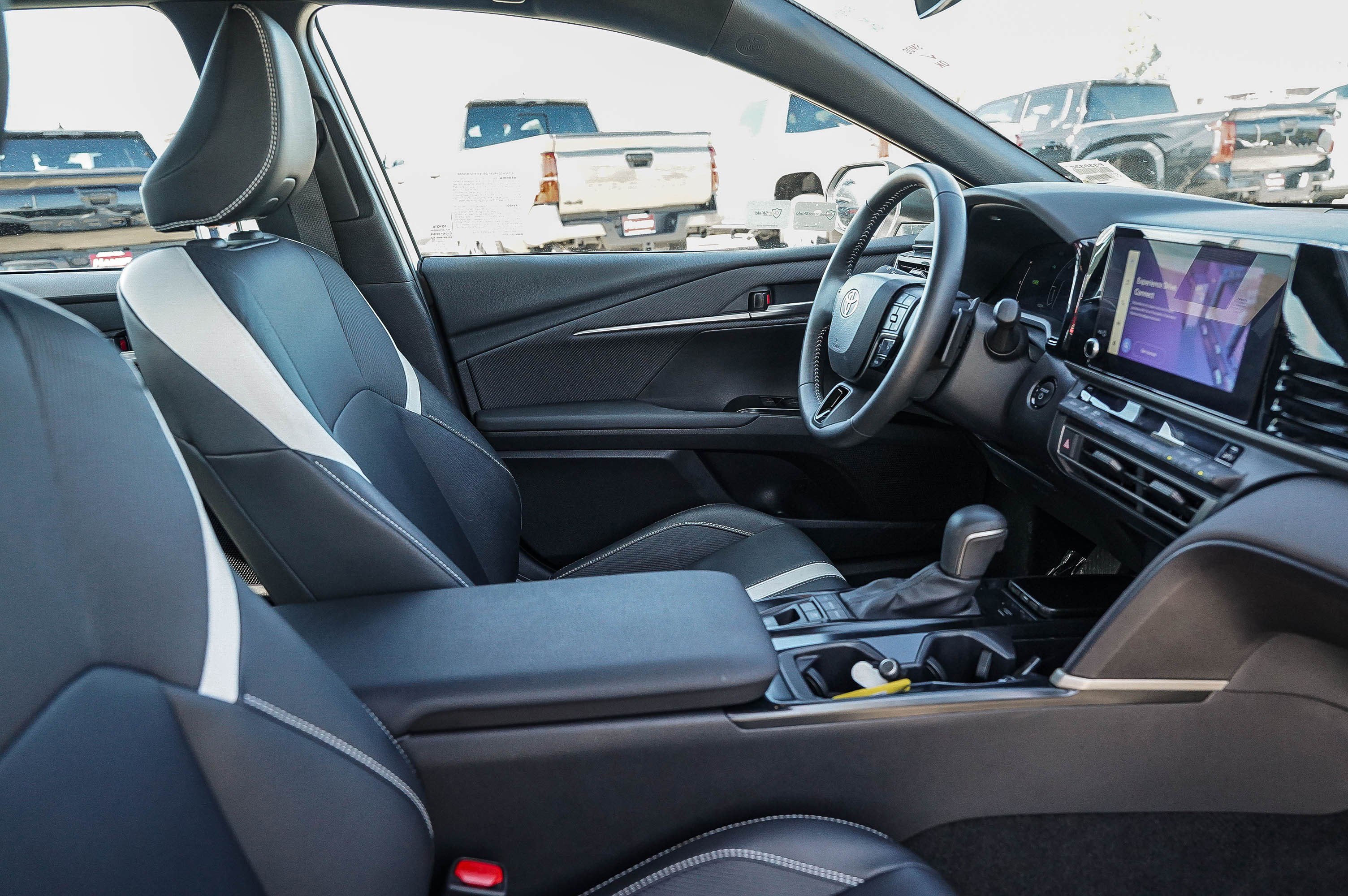 Certified 2025 Toyota Camry SE image 17