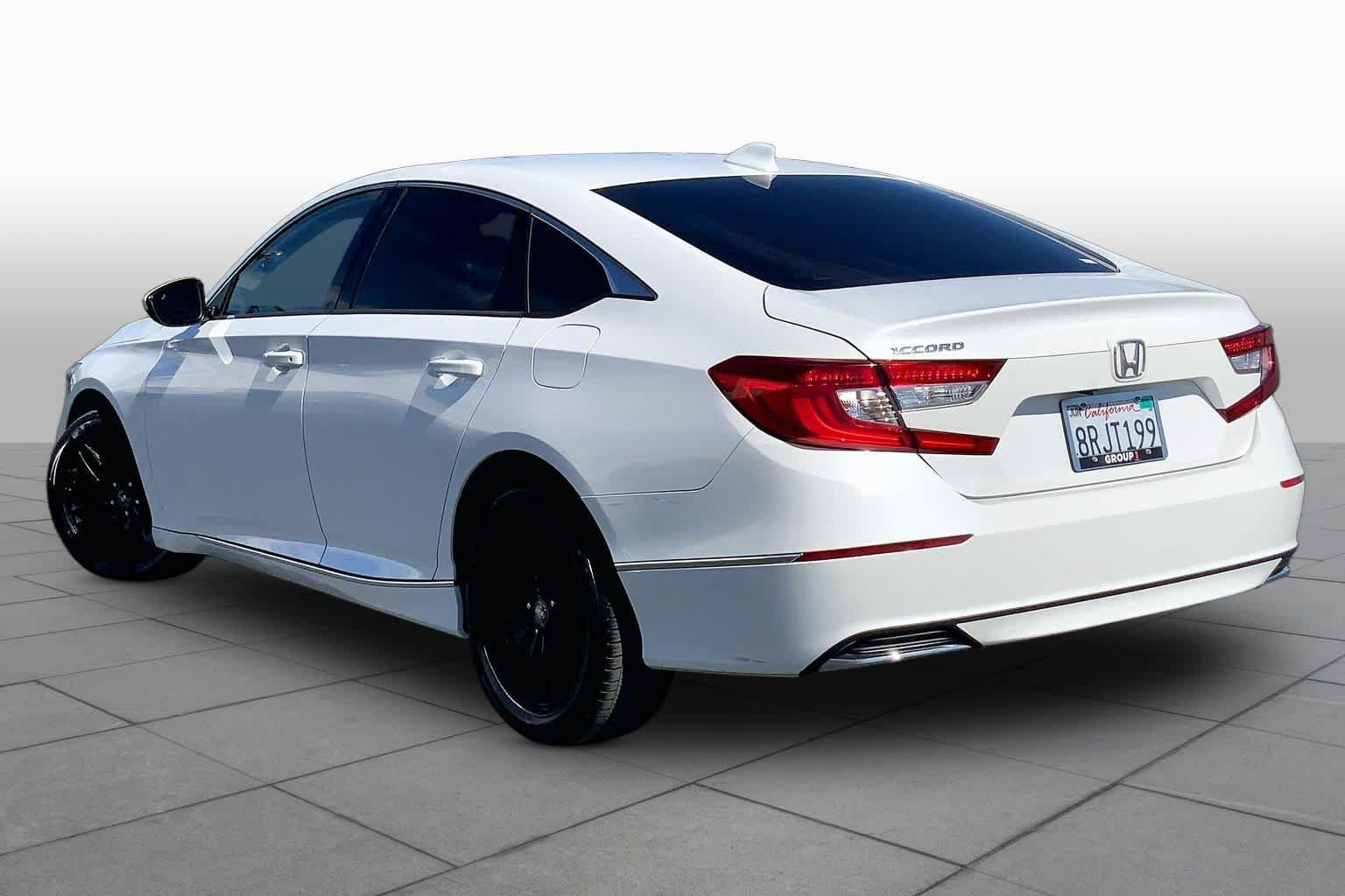 Used 2020 Honda Accord EX image 11