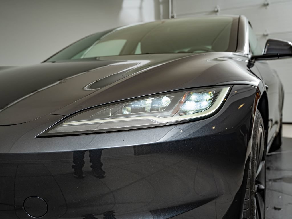 Used 2024 Tesla Model 3 Long Range RWD image 13