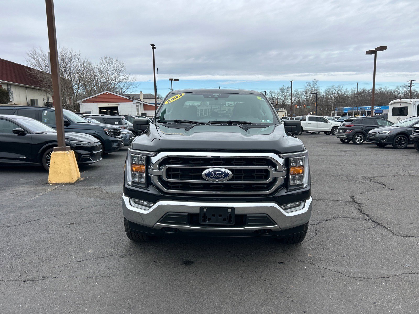 Certified 2022 Ford F150 XLT w/ Equipment Group 302A High image 21