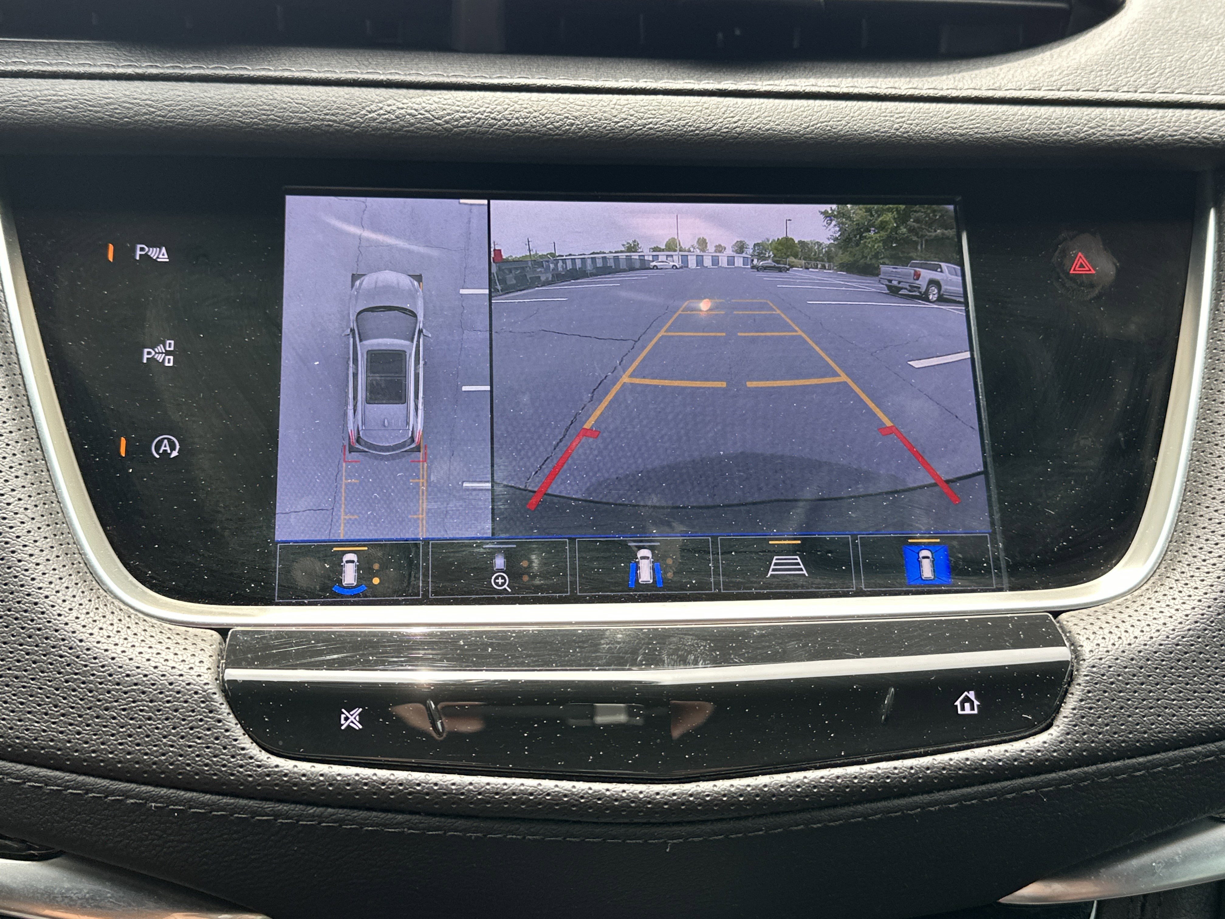 Used 2024 Cadillac XT5 Sportv w/ Technology Package AWD/4WD image 28