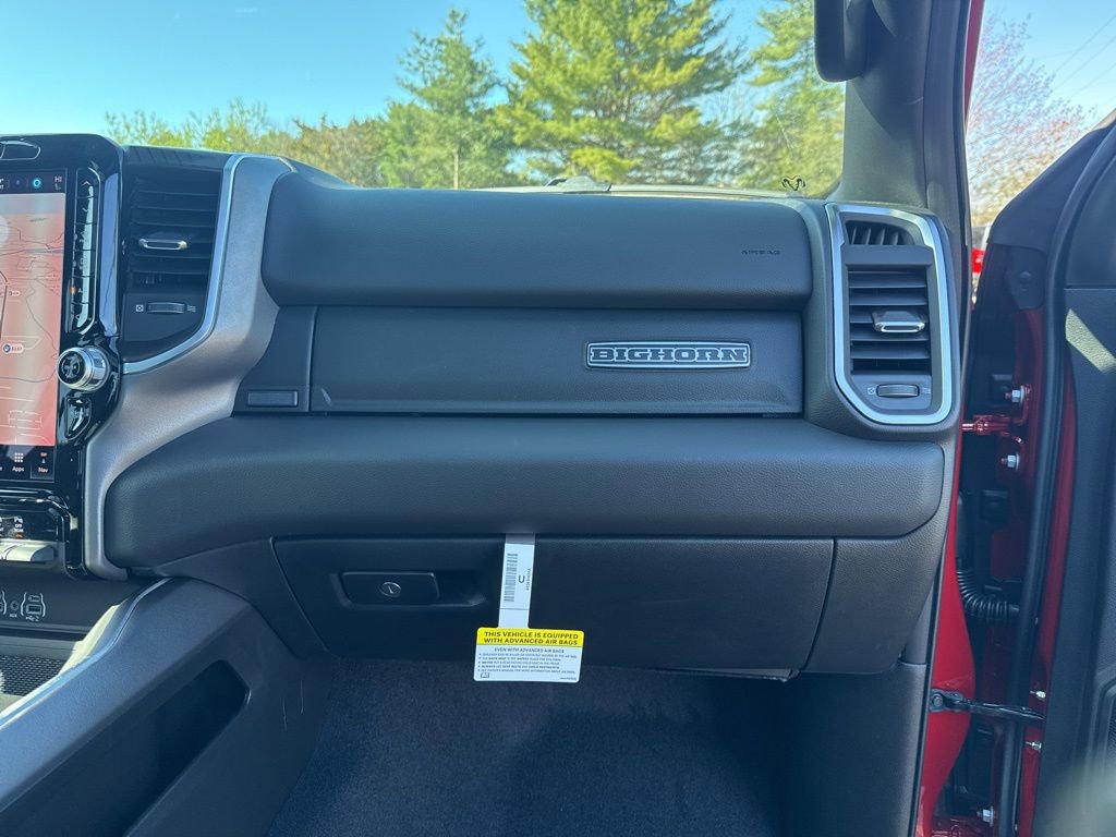 New 2026 RAM 1500 4x4 Crew Cab image 30