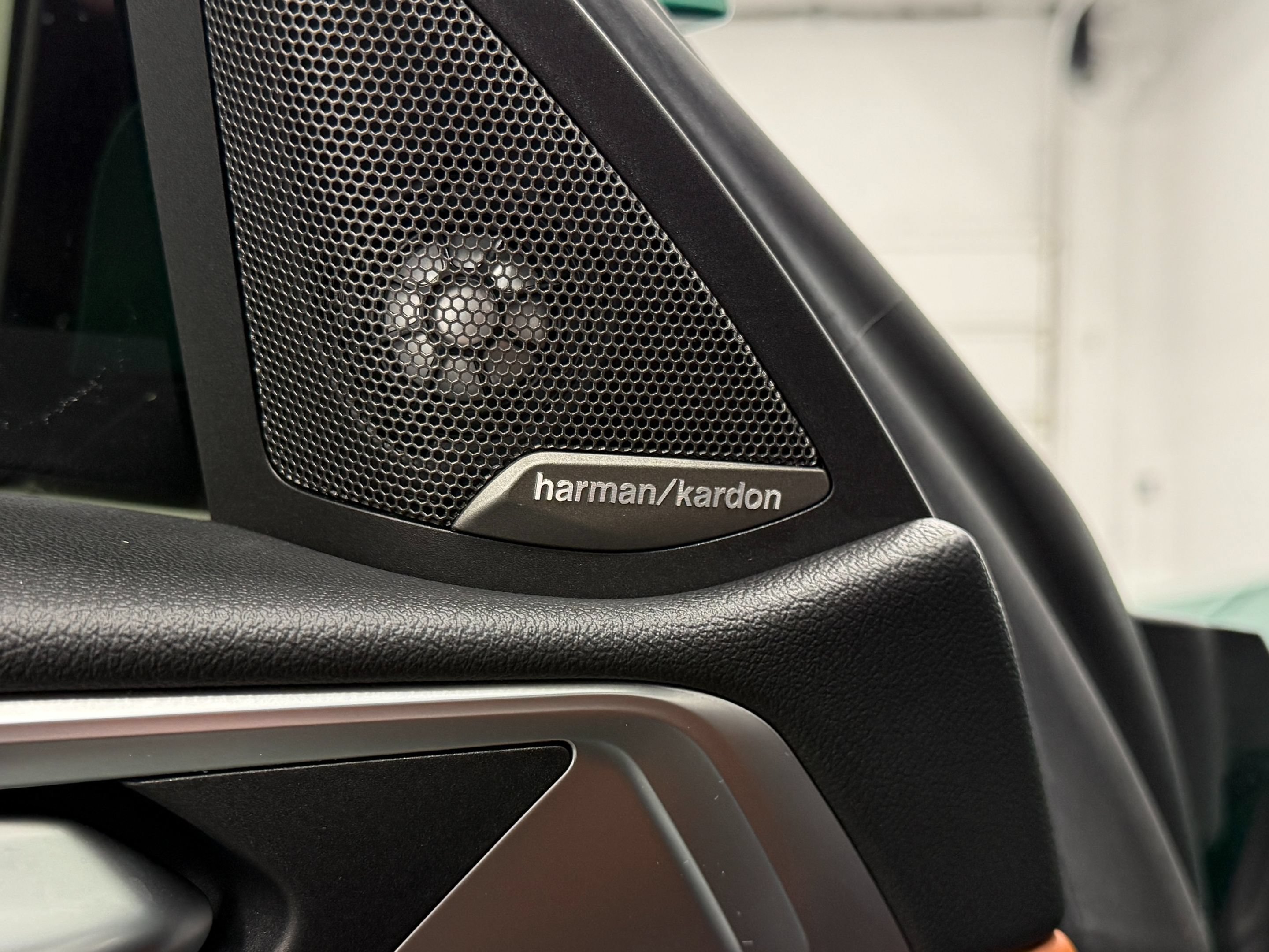 Used 2023 BMW M4 Coupe w/ Executive Package RWD image 15