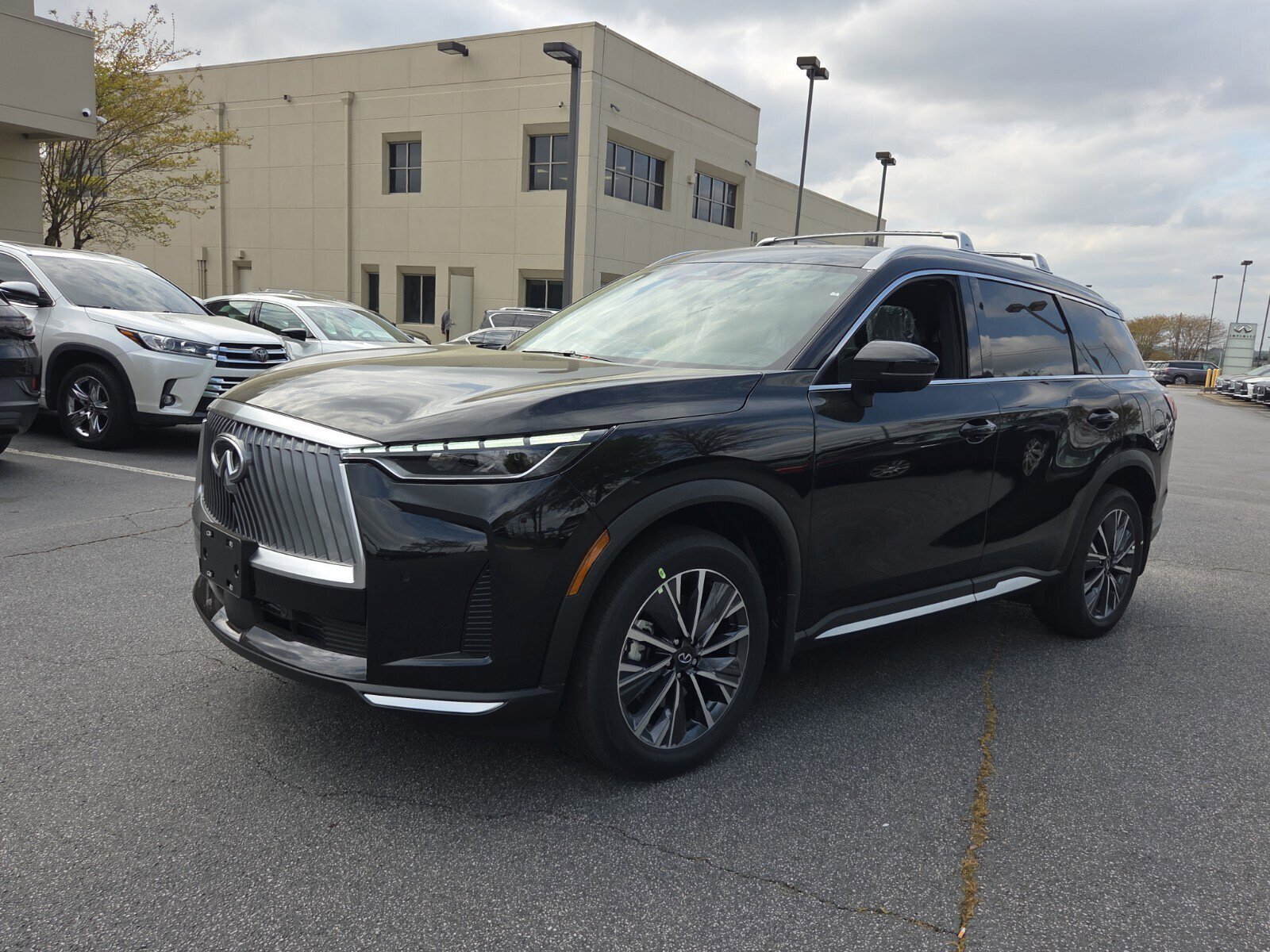 New 2026 INFINITI QX60 Luxe w/ Cargo Package