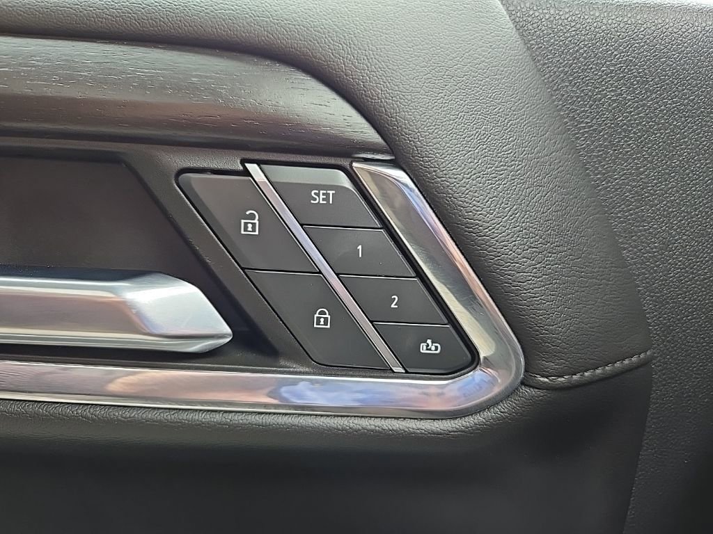 Used 2024 GMC Sierra 2500 Denali w/ Denali Reserve Package image 24