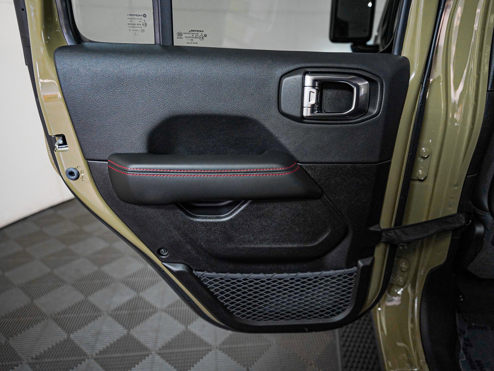 Used 2025 Jeep Wrangler Unlimited Rubicon image 20