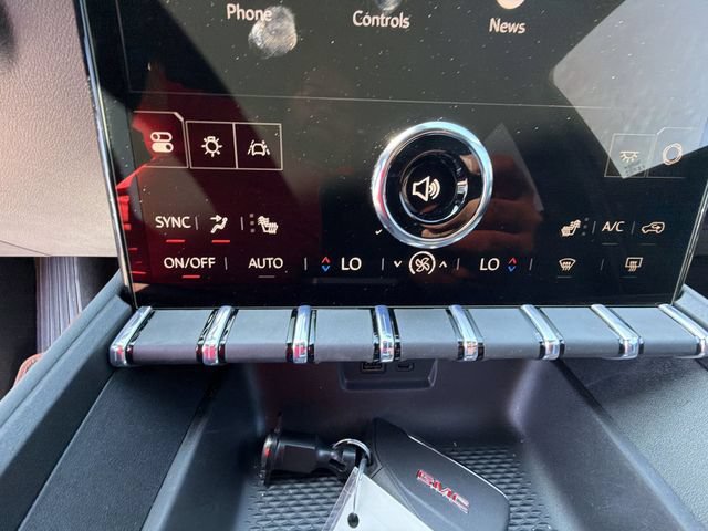 New 2026 GMC Terrain AT4 w/ Technology Package II AWD/4WD image 16