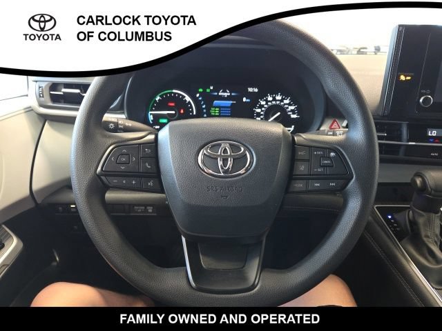 Used 2026 Toyota Sienna LE FWD image 23