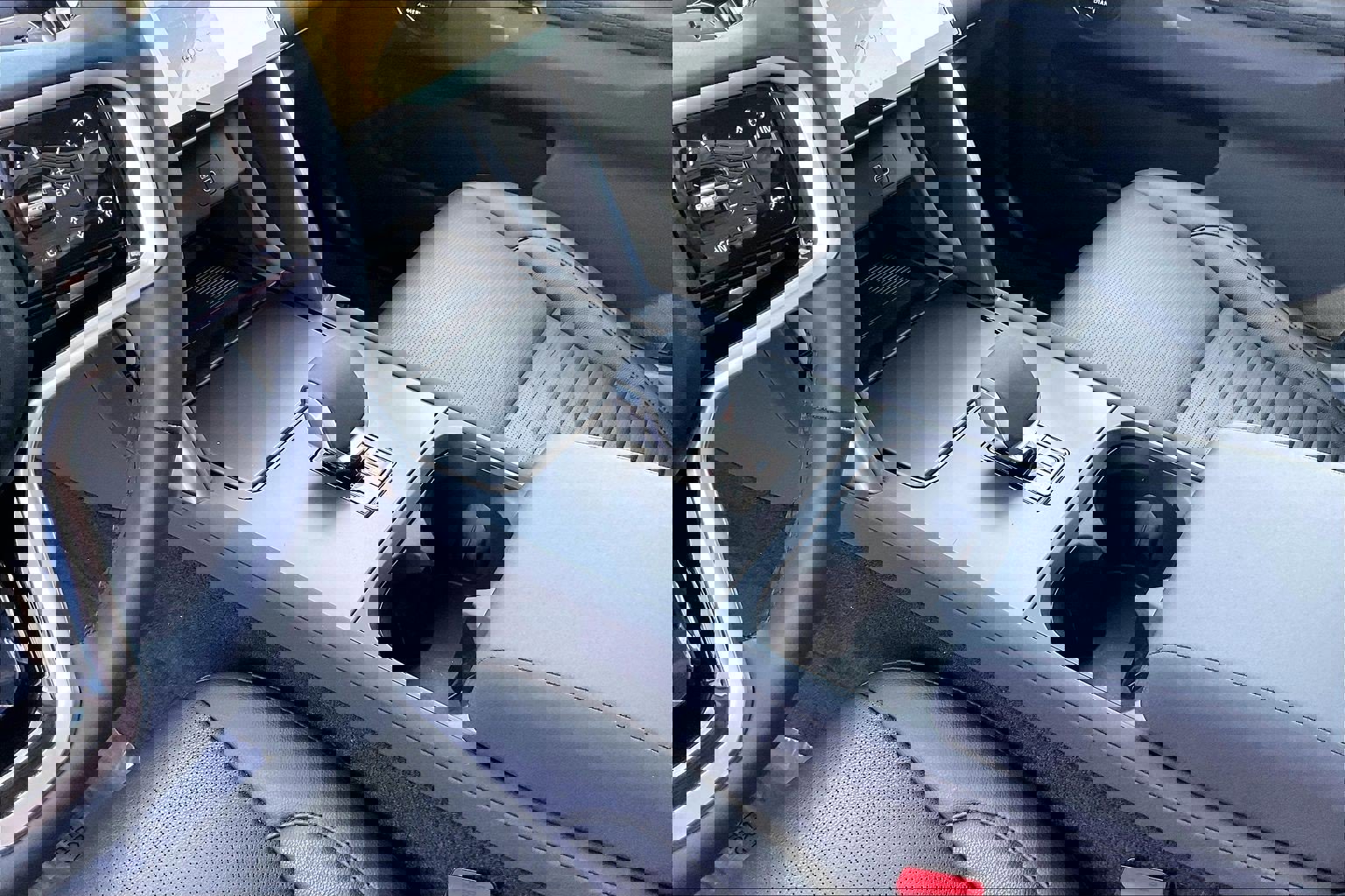 Certified 2025 Land Rover Discovery Sport S image 16