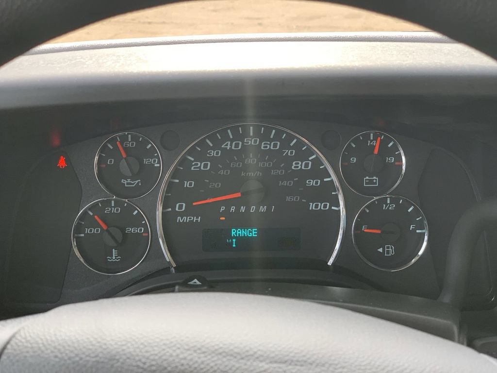 New 2025 Chevrolet Express 2500 w/ Driver Convenience Package RWD image 8