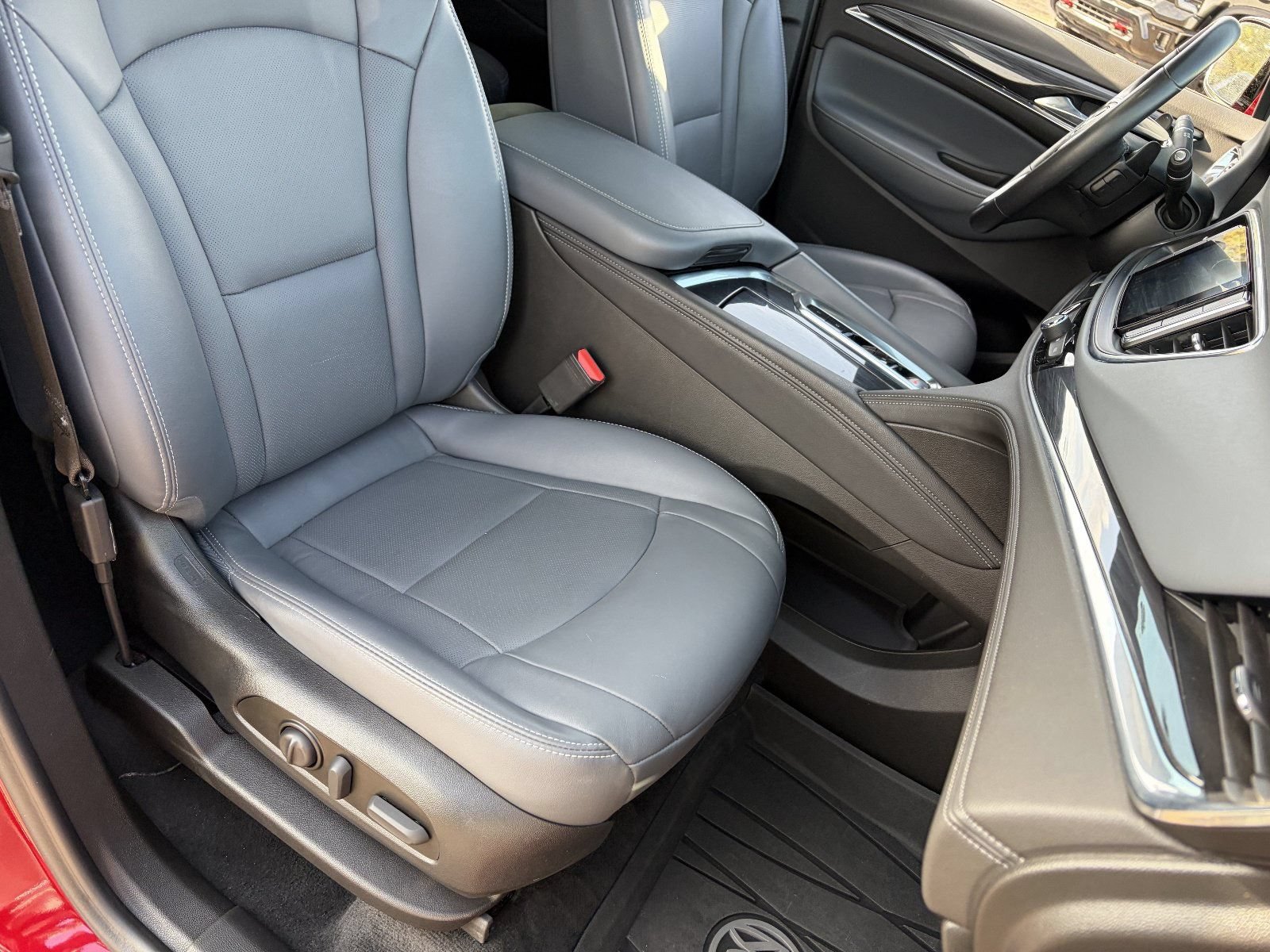 Certified 2023 Buick Enclave Essence w/ Experience Buick Package FWD image 11