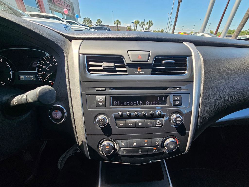 Used 2015 Nissan Altima 2.5 S w/ Power Driver Seat Package FWD image 17