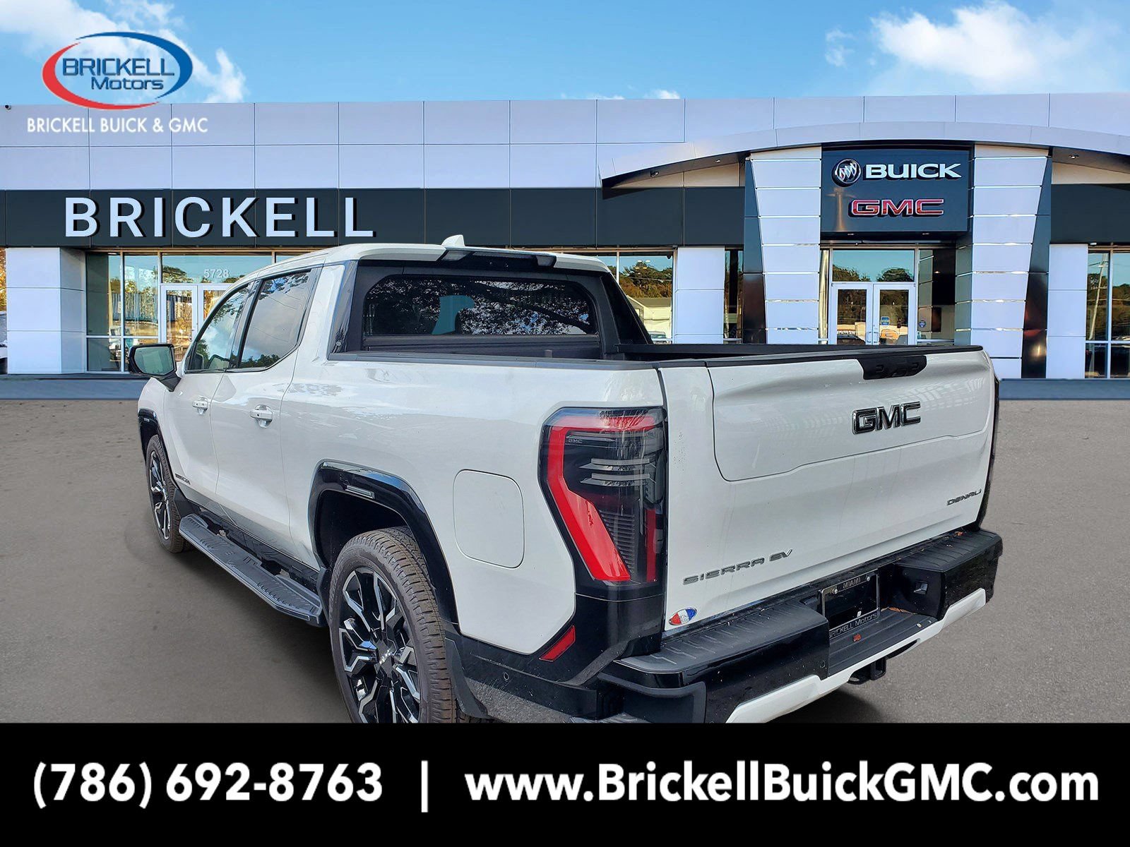 New 2025 GMC Sierra EV Denali AWD/4WD video 4