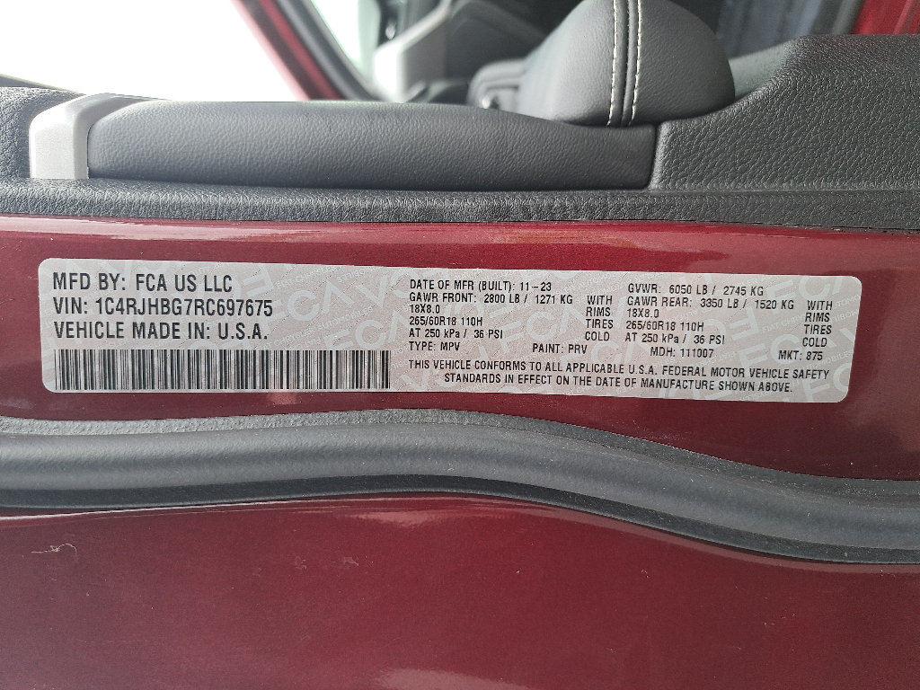 Certified 2024 Jeep Grand Cherokee Limited AWD/4WD image 36