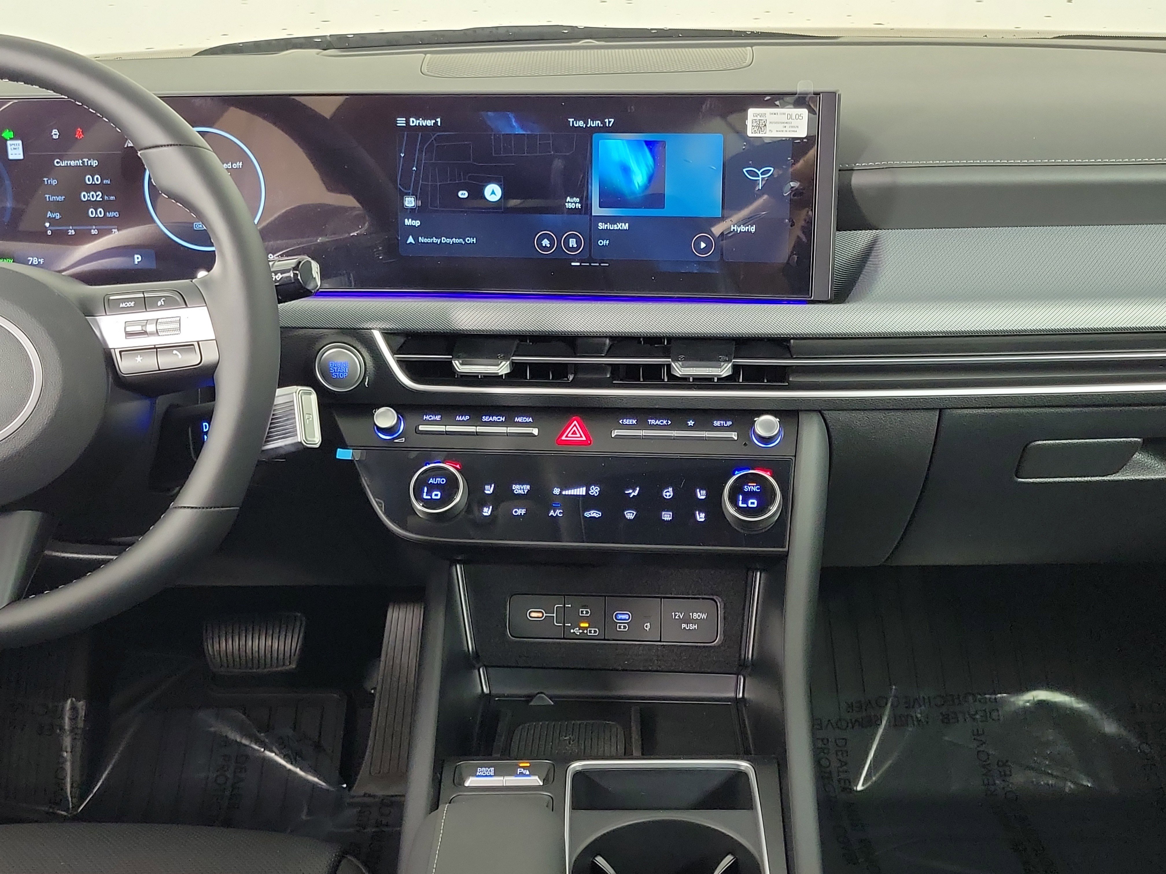 New 2025 Hyundai Sonata Limited image 9