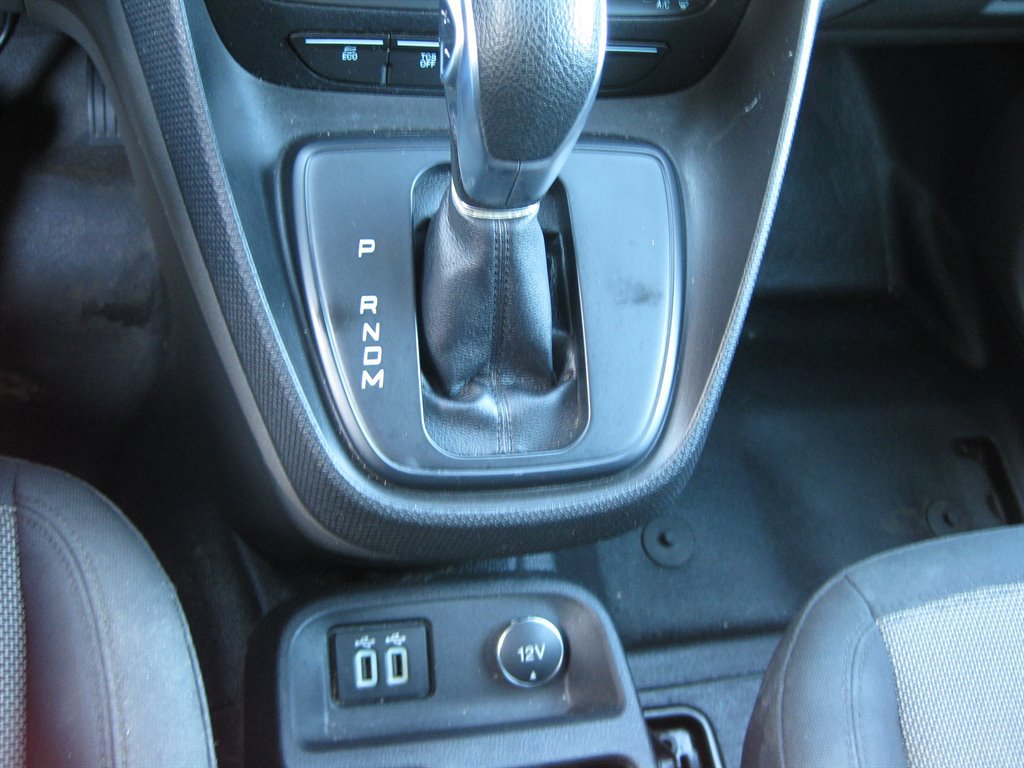 Used 2019 Ford Transit Connect XL image 18